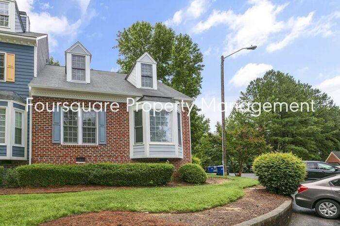 2800 Bedfordshire Ct - Photo 2 of 43