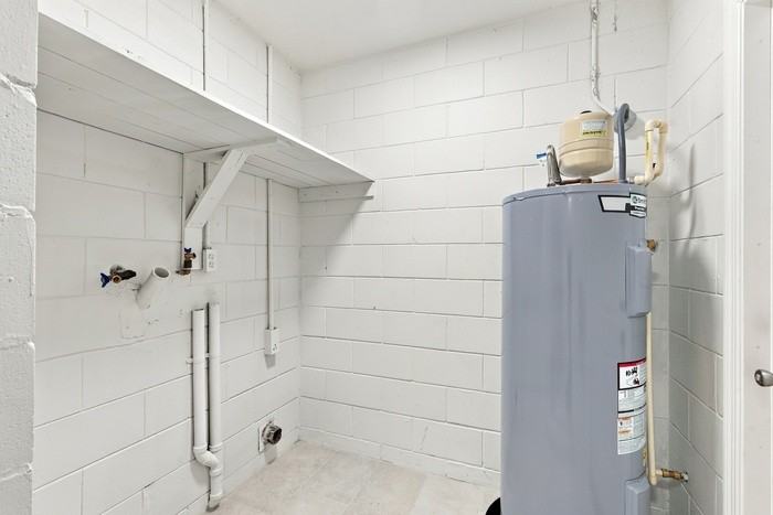 448 Ashmore Ave - Photo 7 of 15
