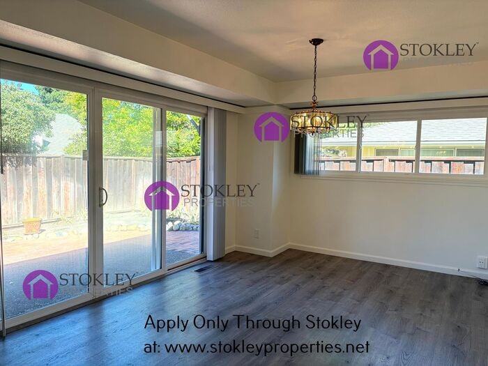 2630 Meadow Glen Dr - Photo 5 of 15