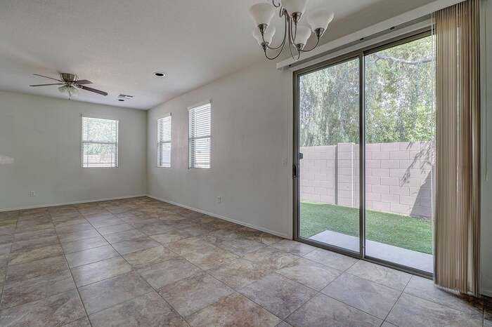 3010 E Dunbar Dr #25 - Photo 5 of 31