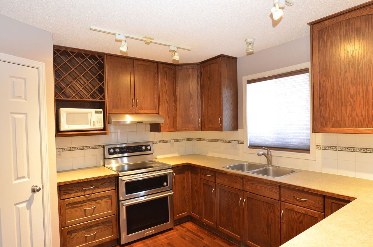 10490 Rockyledge St Nw - Photo 5 of 35
