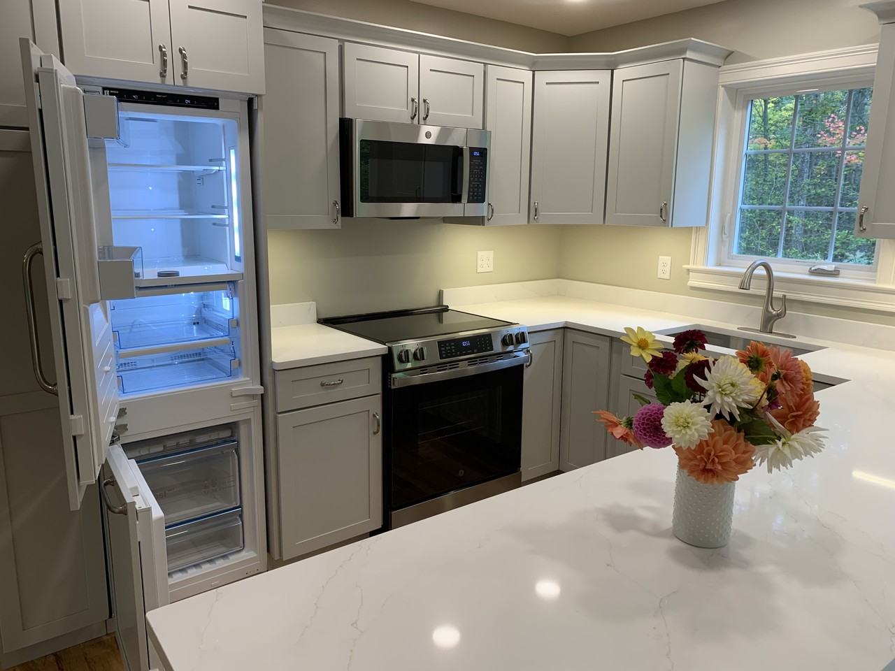157 Seabury Rd #B - Photo 3 of 17