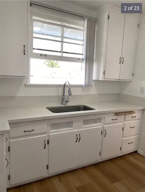 1135 S Norton Ave #4 - Photo 2 of 14