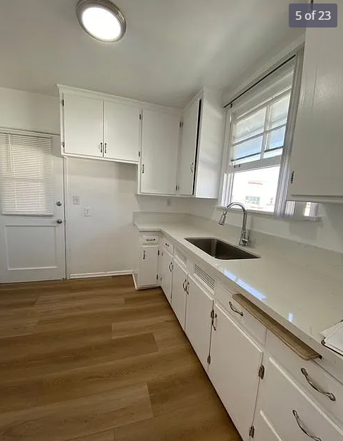 1135 S Norton Ave #4 - Photo 5 of 14