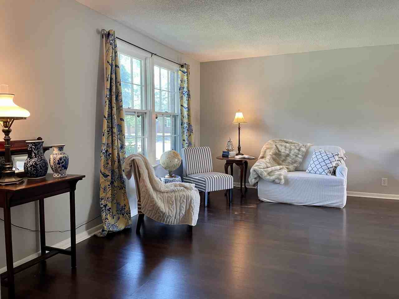 603 Mcpherson Ct S #603 - Photo 2 of 12