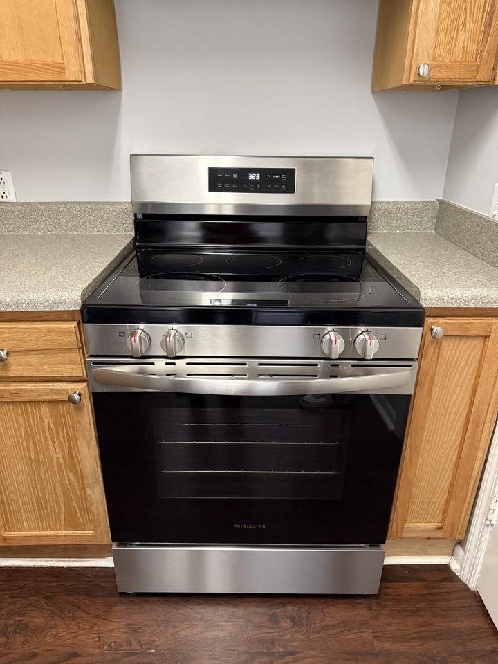603 Mcpherson Ct S #603 - Photo 5 of 12