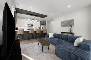 6152 S Champlain Ave #2 - Photo 1 of 1