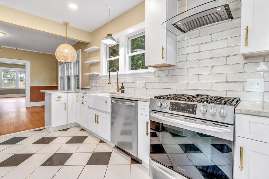 22 Fenner Ave #NA - Photo 7 of 19