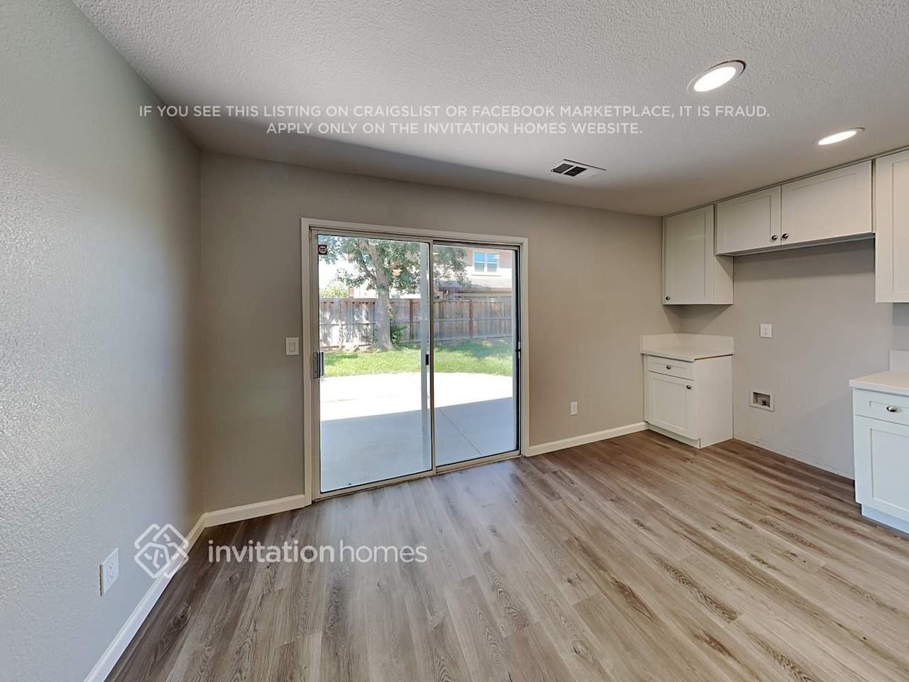 1169 Chelsham Ave - Photo 5 of 18