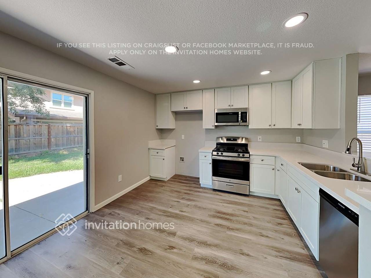1169 Chelsham Ave - Photo 6 of 18