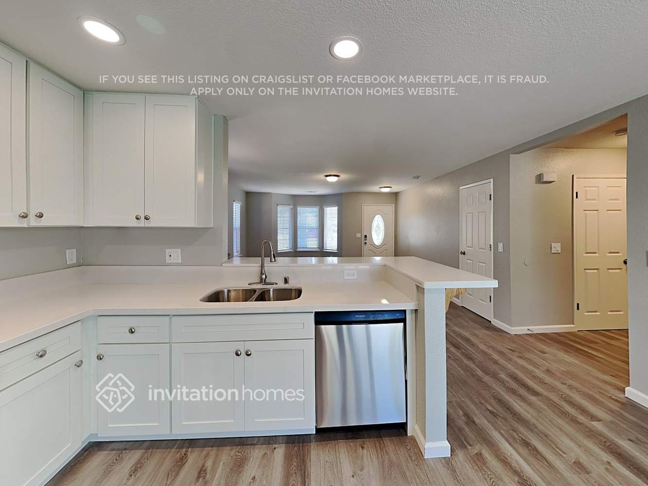 1169 Chelsham Ave - Photo 7 of 18