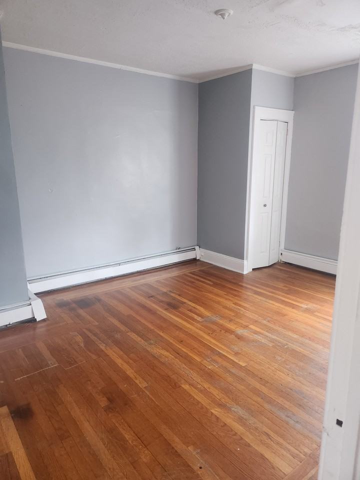 81 Ellsworth Ave #B32 - Photo 3 of 3