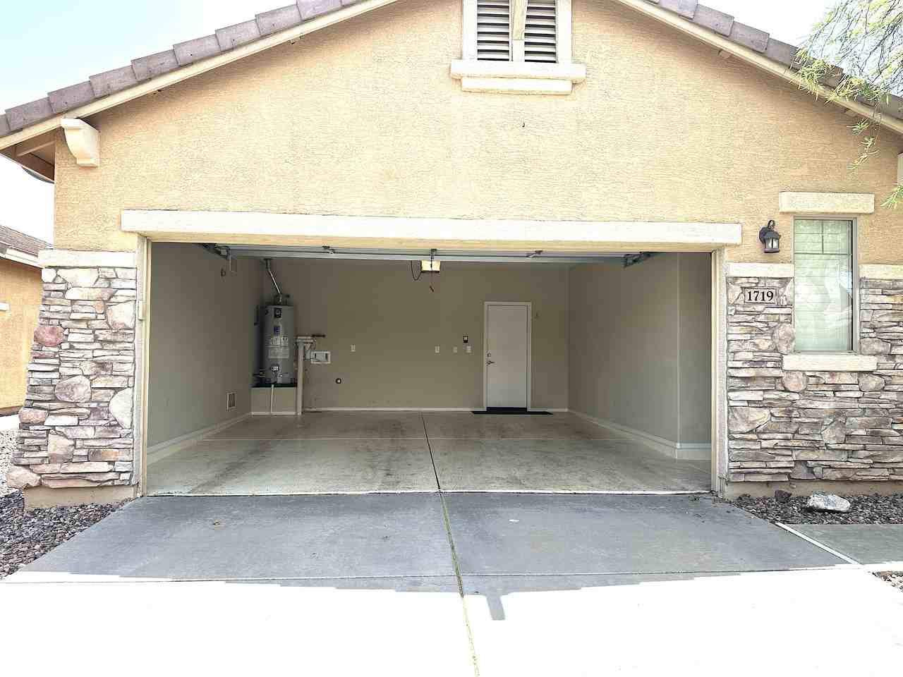 1719 W Owens Way #1 - Photo 2 of 17