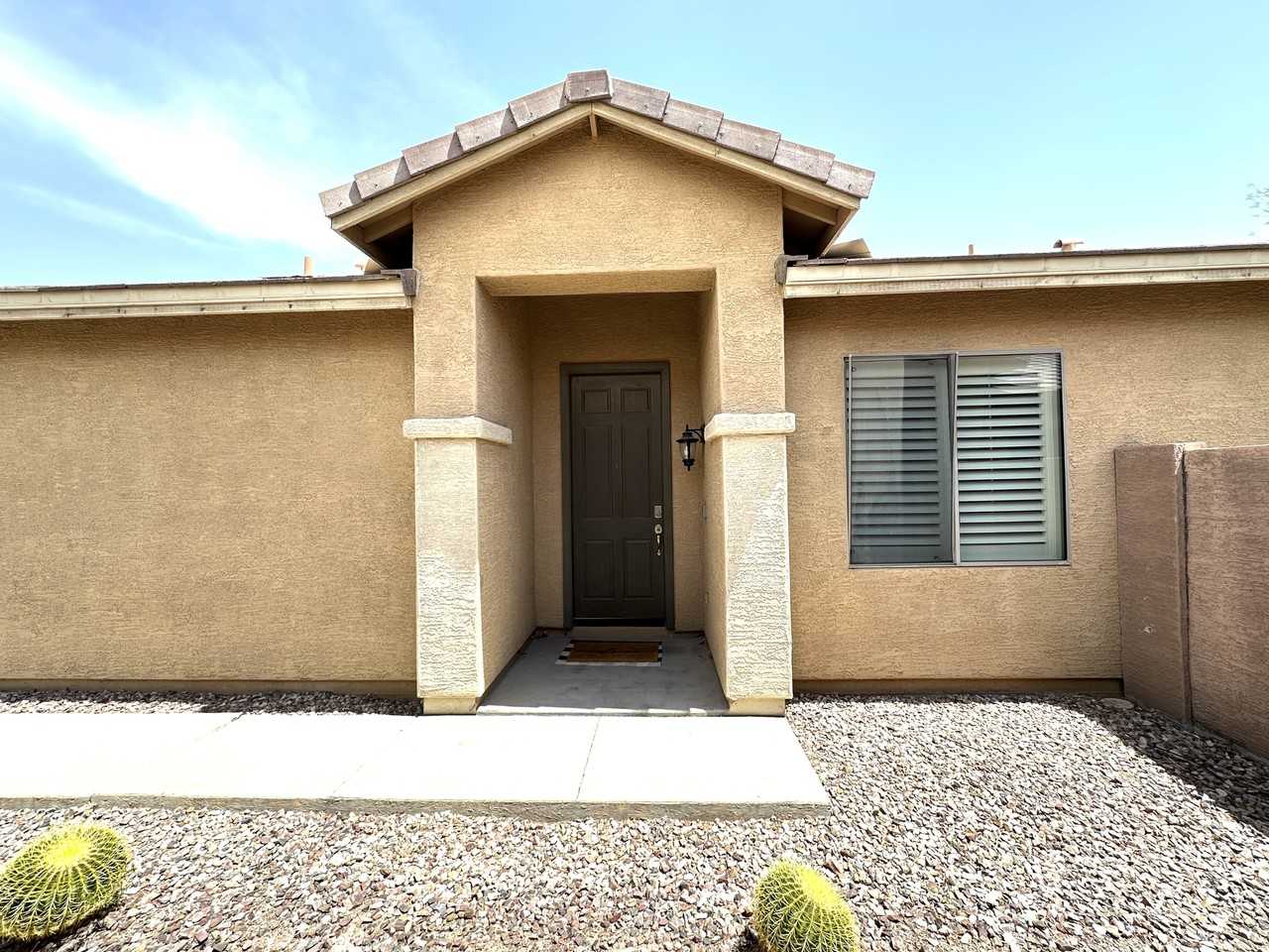1719 W Owens Way #1 - Photo 3 of 17