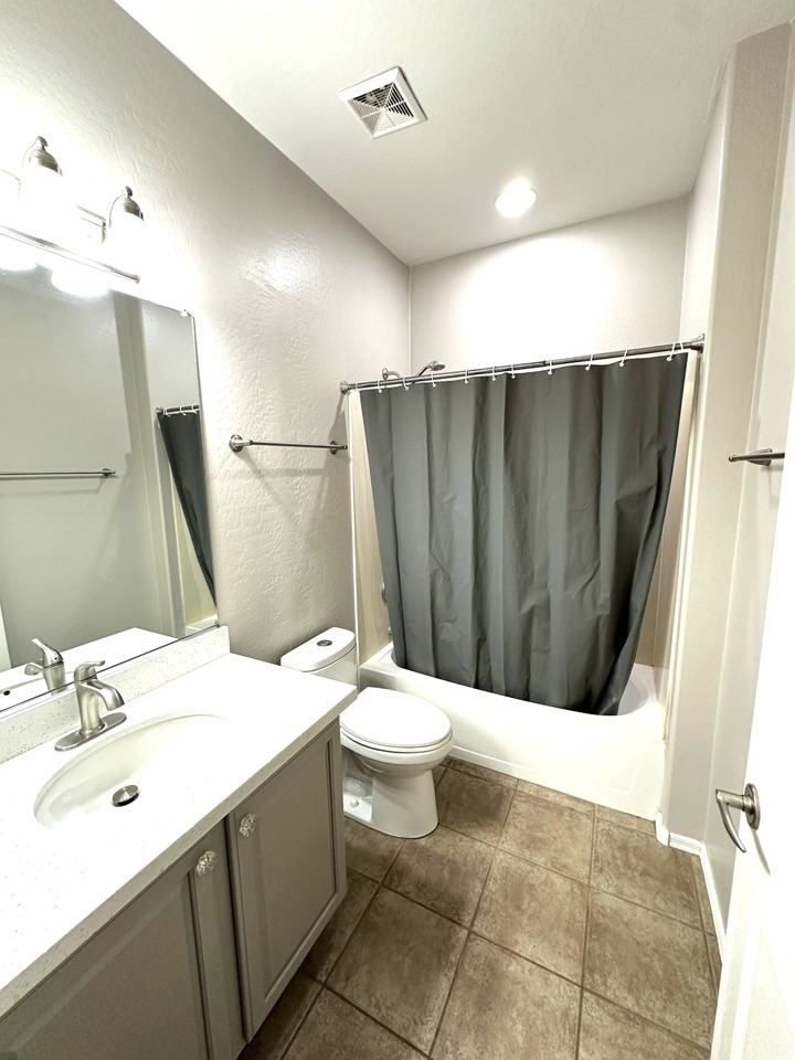 1719 W Owens Way #1 - Photo 7 of 17