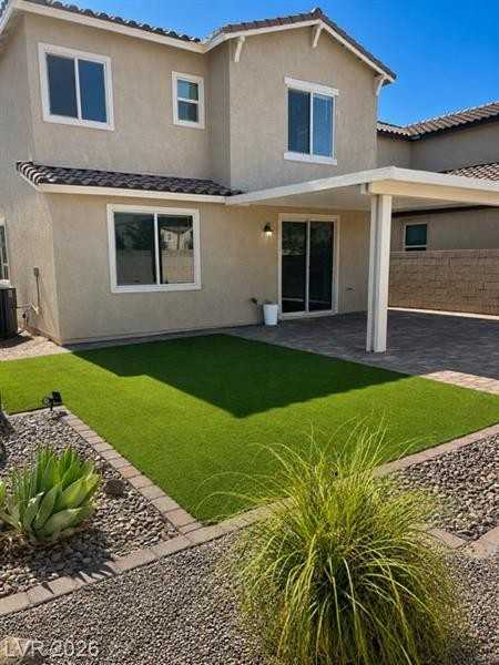 12279 Silvana St #1 - Photo 4 of 11