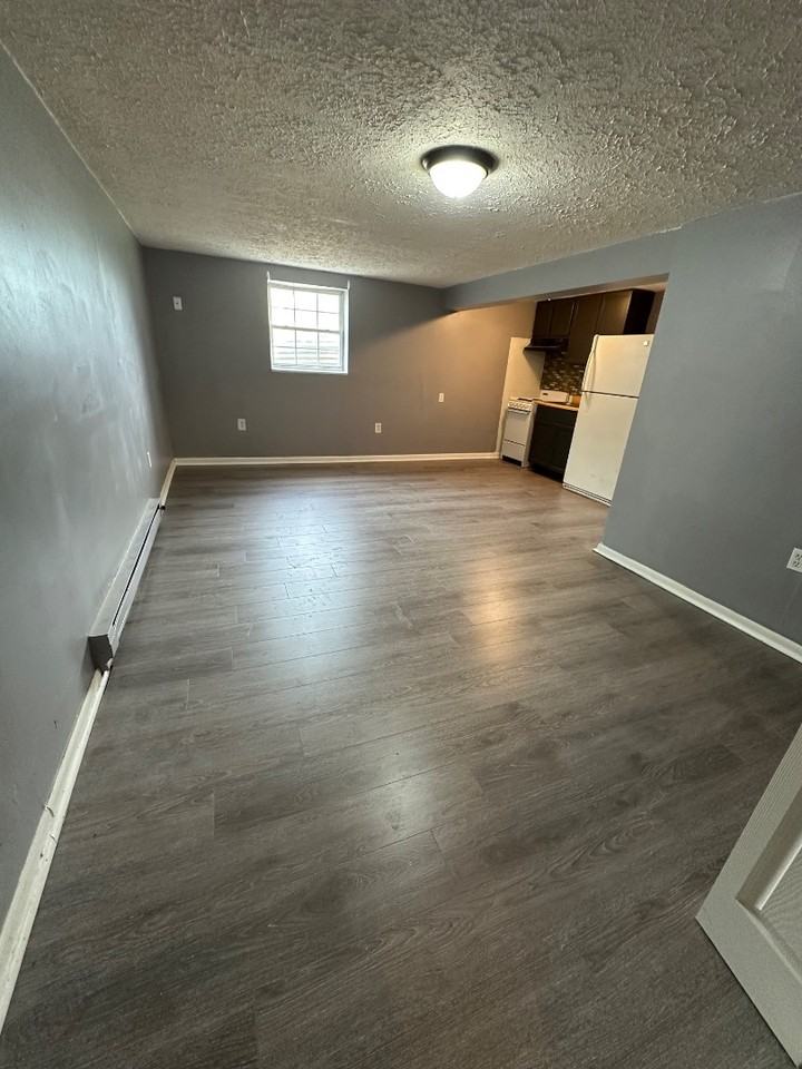 6605 Hasler Ln - Photo 3 of 9