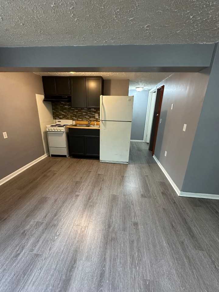 6605 Hasler Ln - Photo 4 of 9