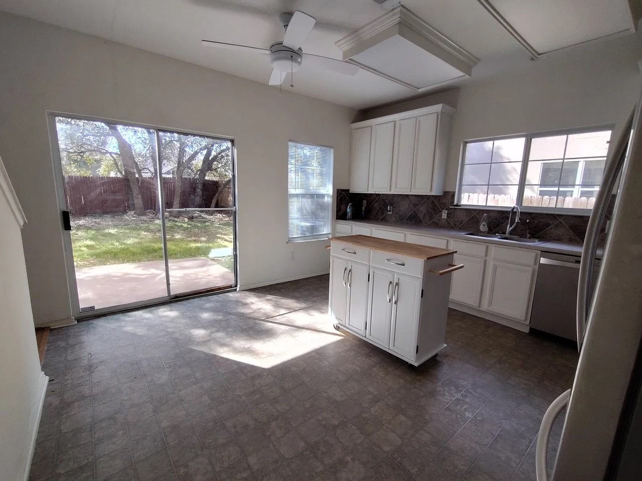 2108 Cottontail Dr - Photo 5 of 15