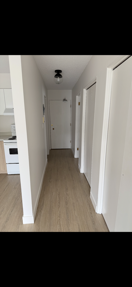 522 East 43rd Avenue #4 - Photo 7 of 10
