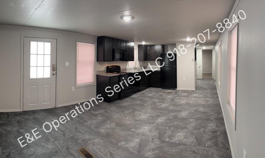 1219 W Choctaw St - Photo 3 of 24