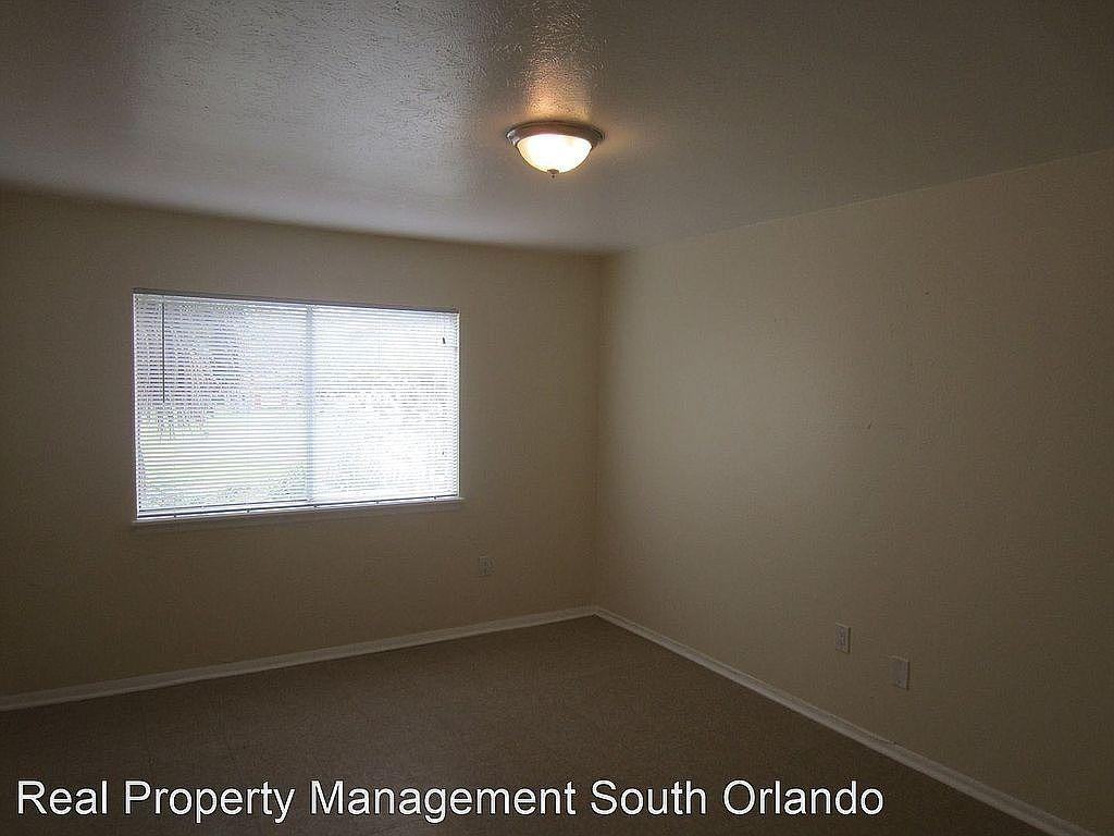 2434 Skan Ct - Photo 4 of 6