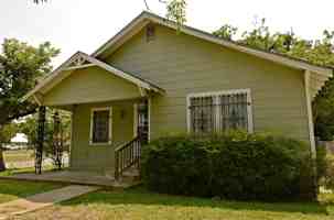 featured image of 3500 N 21st St