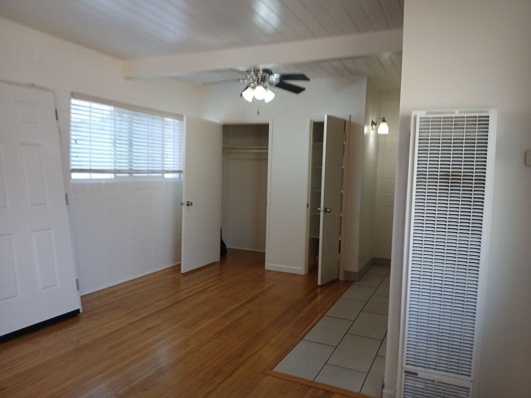 1575 Laurel St ##C - Photo 3 of 14
