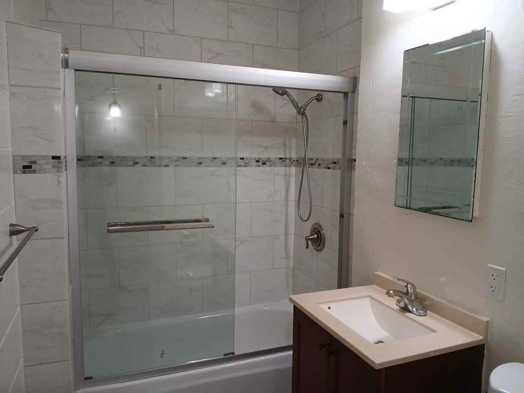 1575 Laurel St ##C - Photo 4 of 14