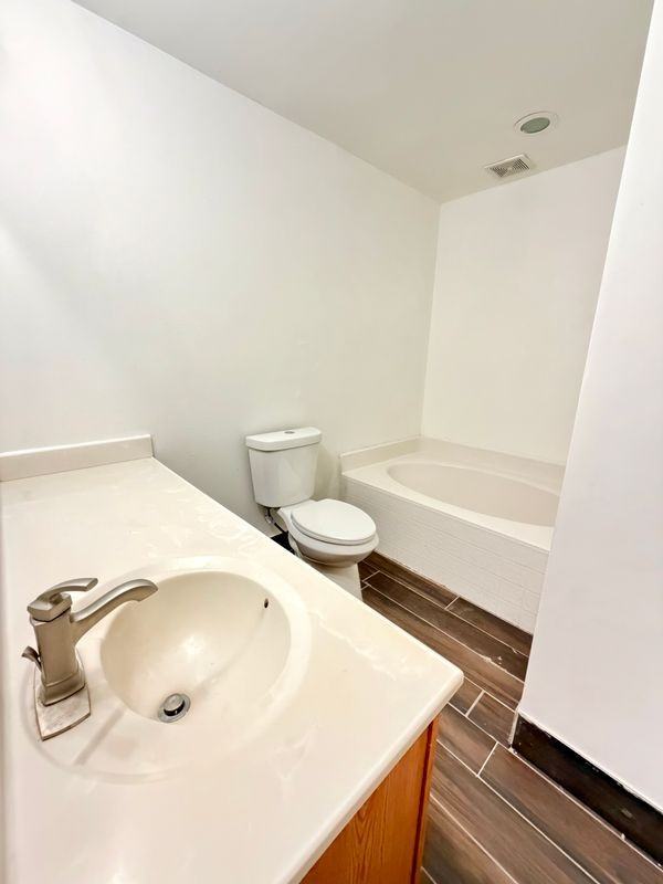 1690 Waldrep St Se - Photo 3 of 21