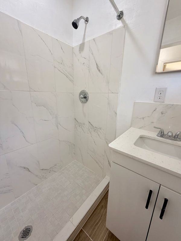1690 Waldrep St Se - Photo 4 of 21