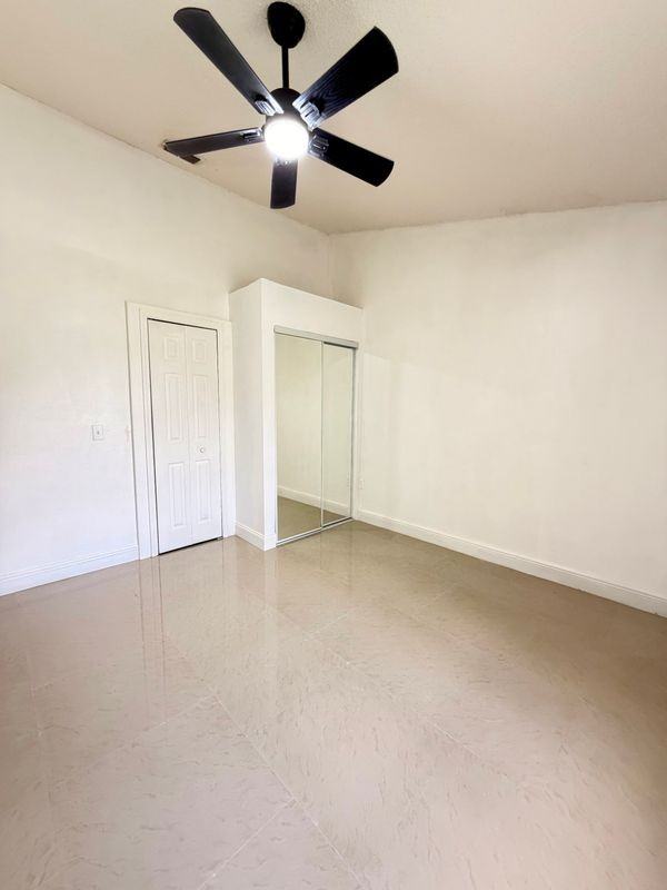 1690 Waldrep St Se - Photo 6 of 21