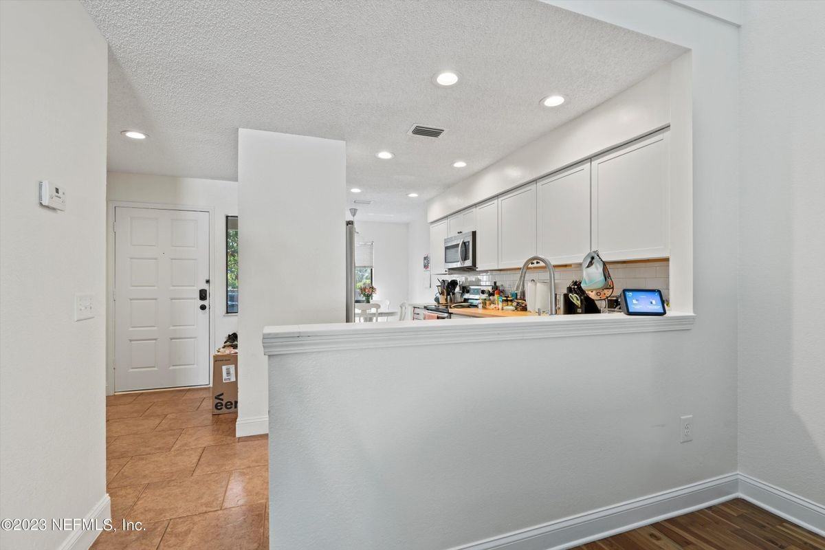 217 La Pasada Cir E - Photo 4 of 19