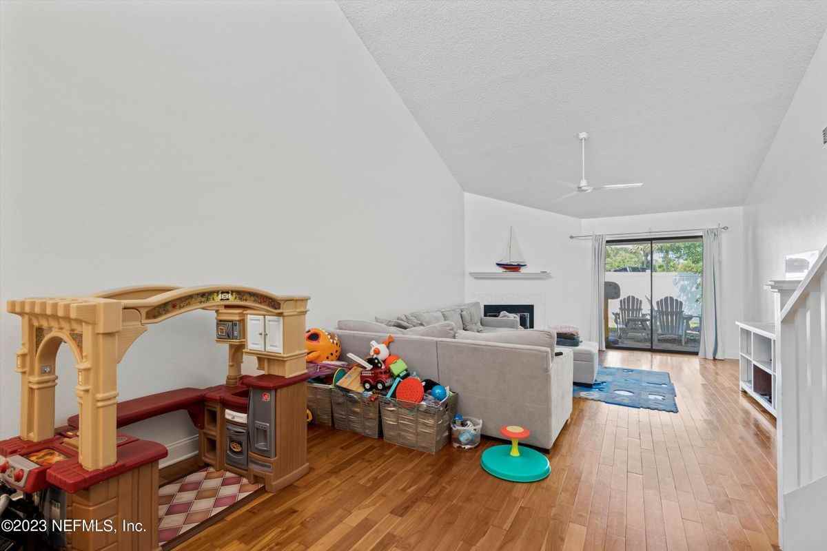 217 La Pasada Cir E - Photo 6 of 19