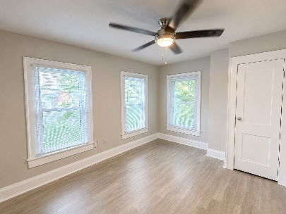 1011 Jackson Ave #4 - Photo 3 of 6