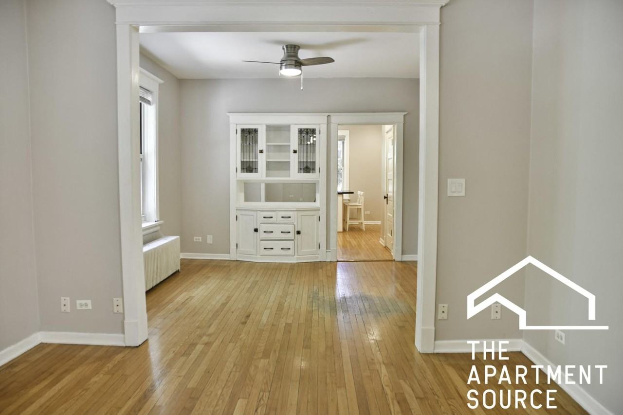 3221 N Leavitt St #2 - Photo 2 of 13