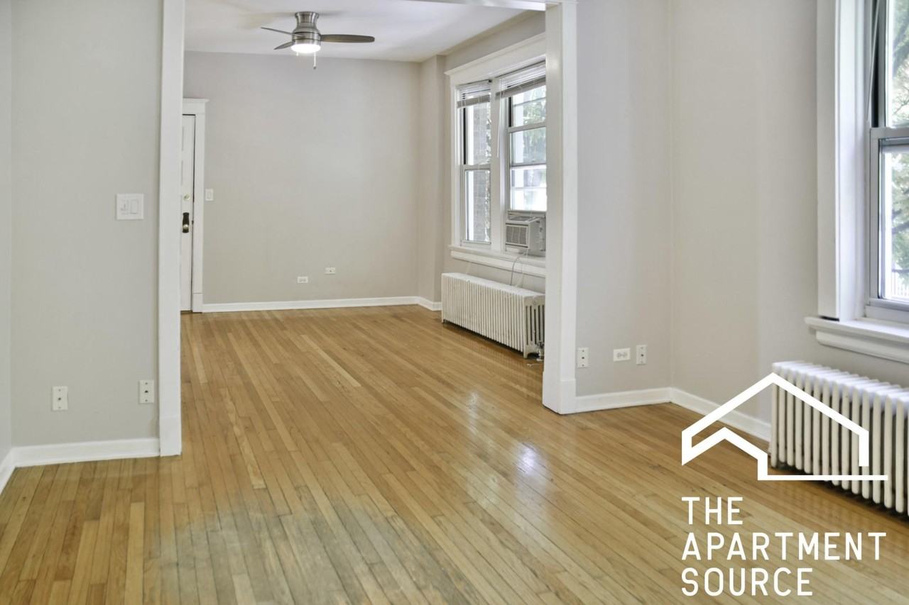 3221 N Leavitt St #2 - Photo 5 of 13
