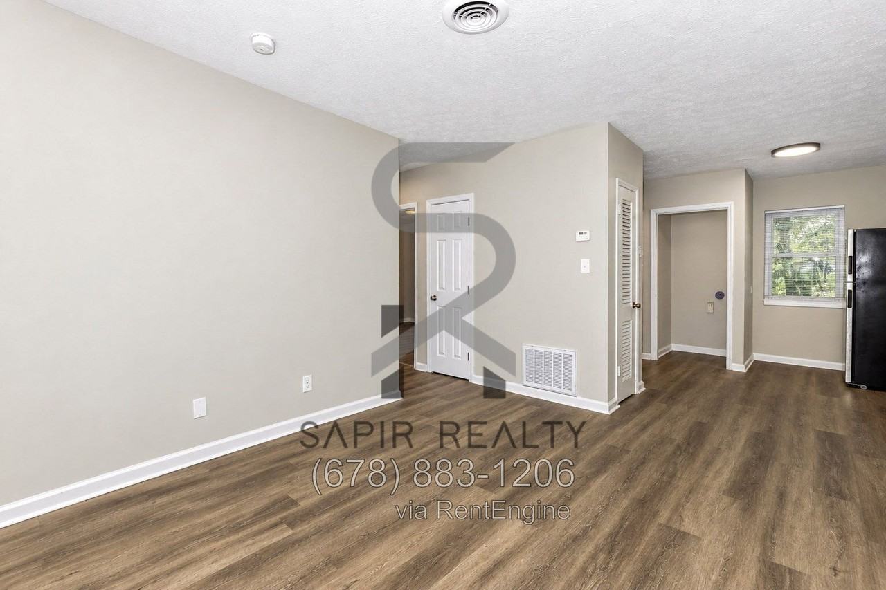 2847 Belvedere Ln #7 - Photo 2 of 14