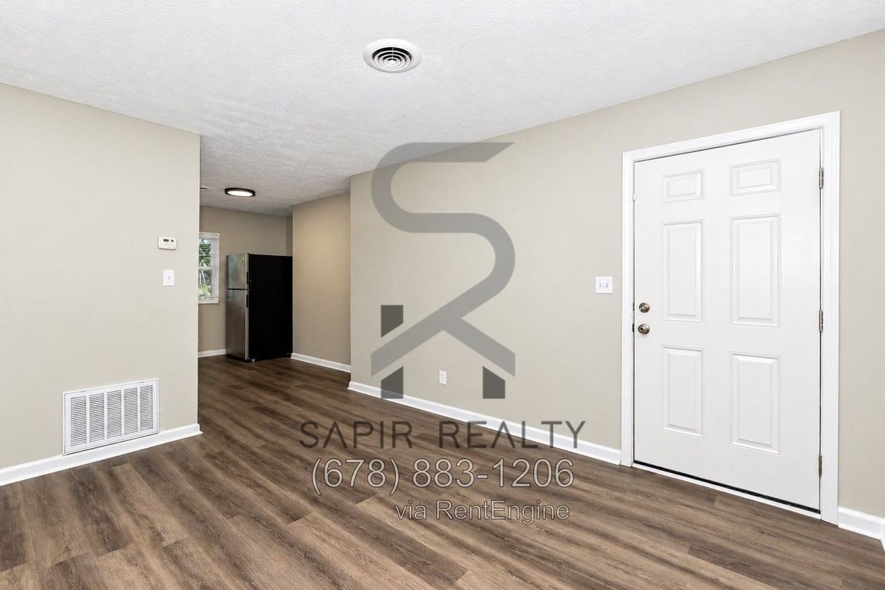 2847 Belvedere Ln #7 - Photo 3 of 14
