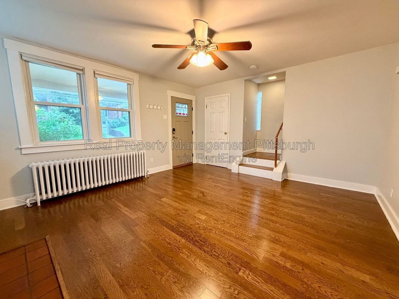 957 Flemington St - Photo 3 of 16