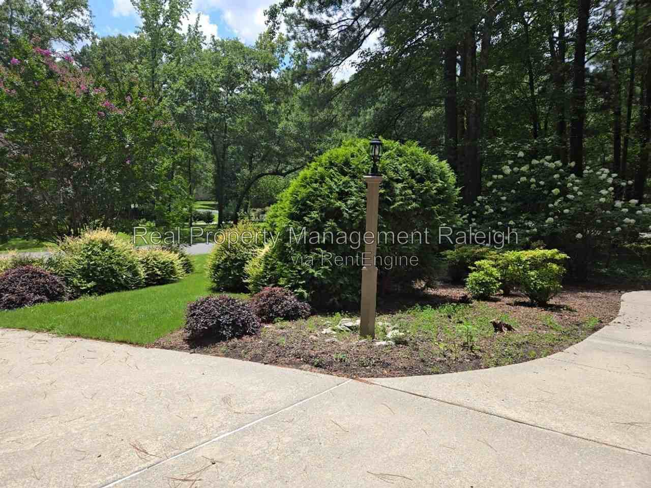10740 E Bridgford Dr - Photo 2 of 20