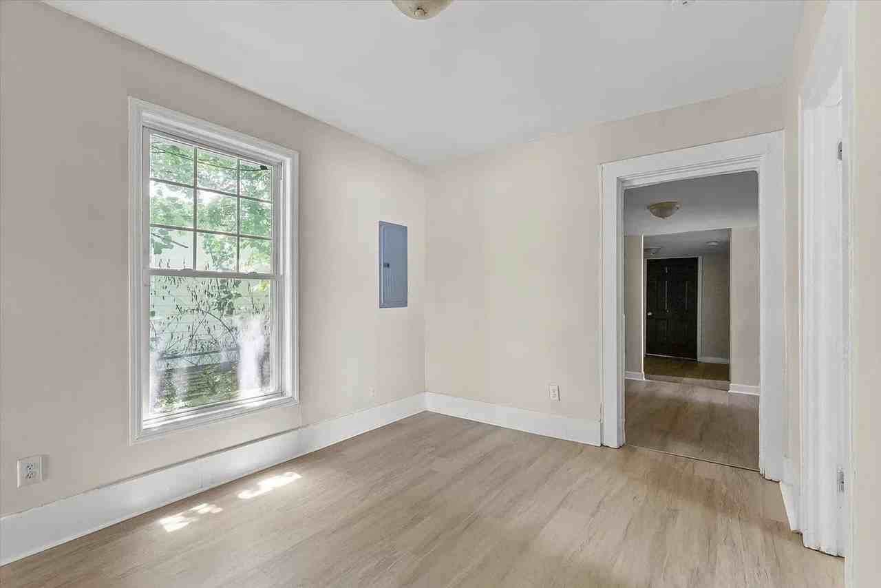 1908 Olive St - Photo 3 of 15