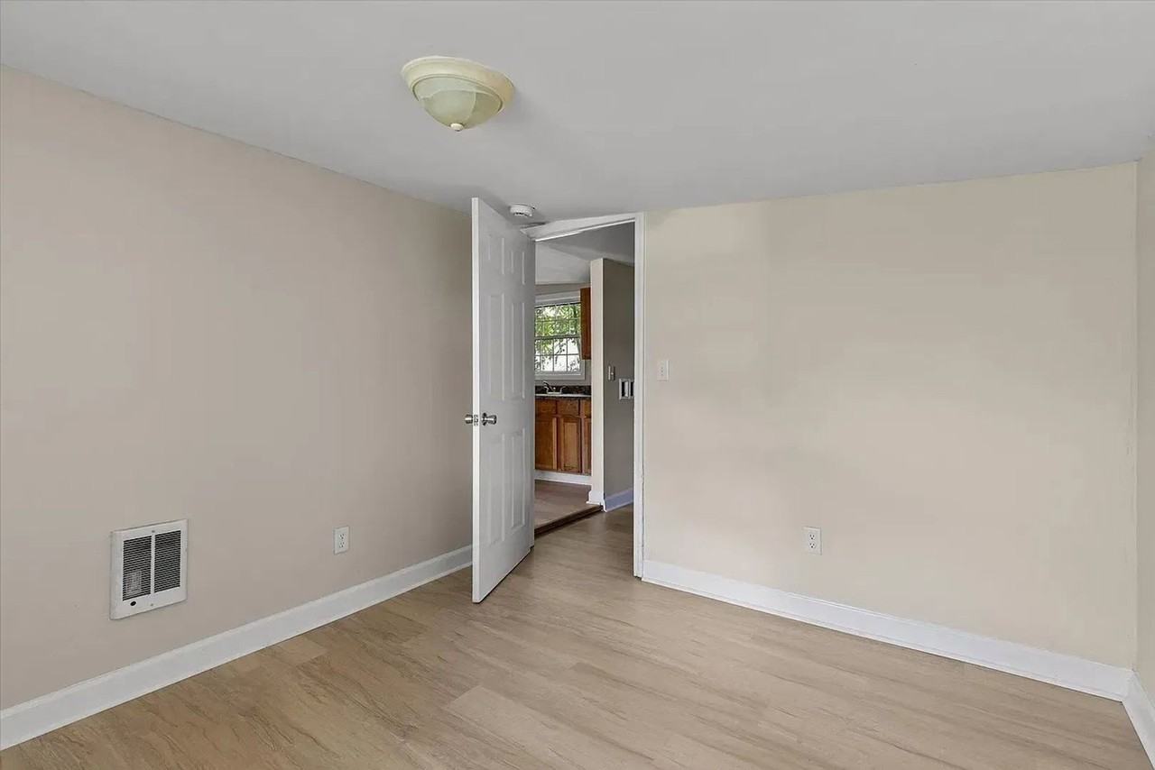 1908 Olive St - Photo 7 of 15