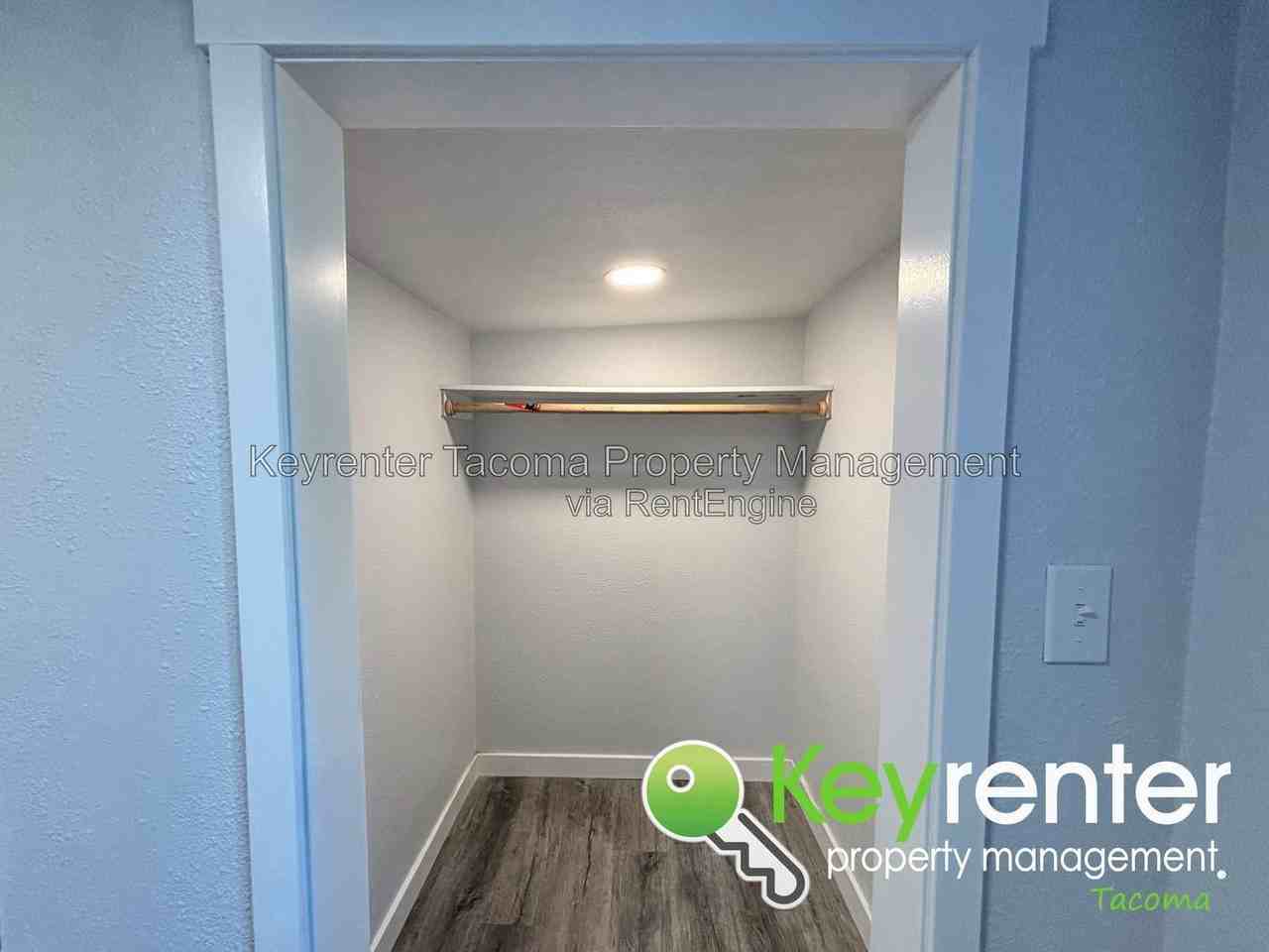 5211 S K St - Photo 7 of 13