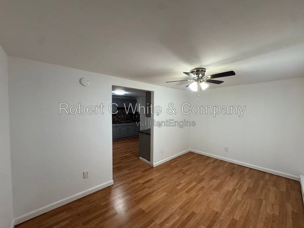 137 Greenmount Ter #FL2 - Photo 6 of 16