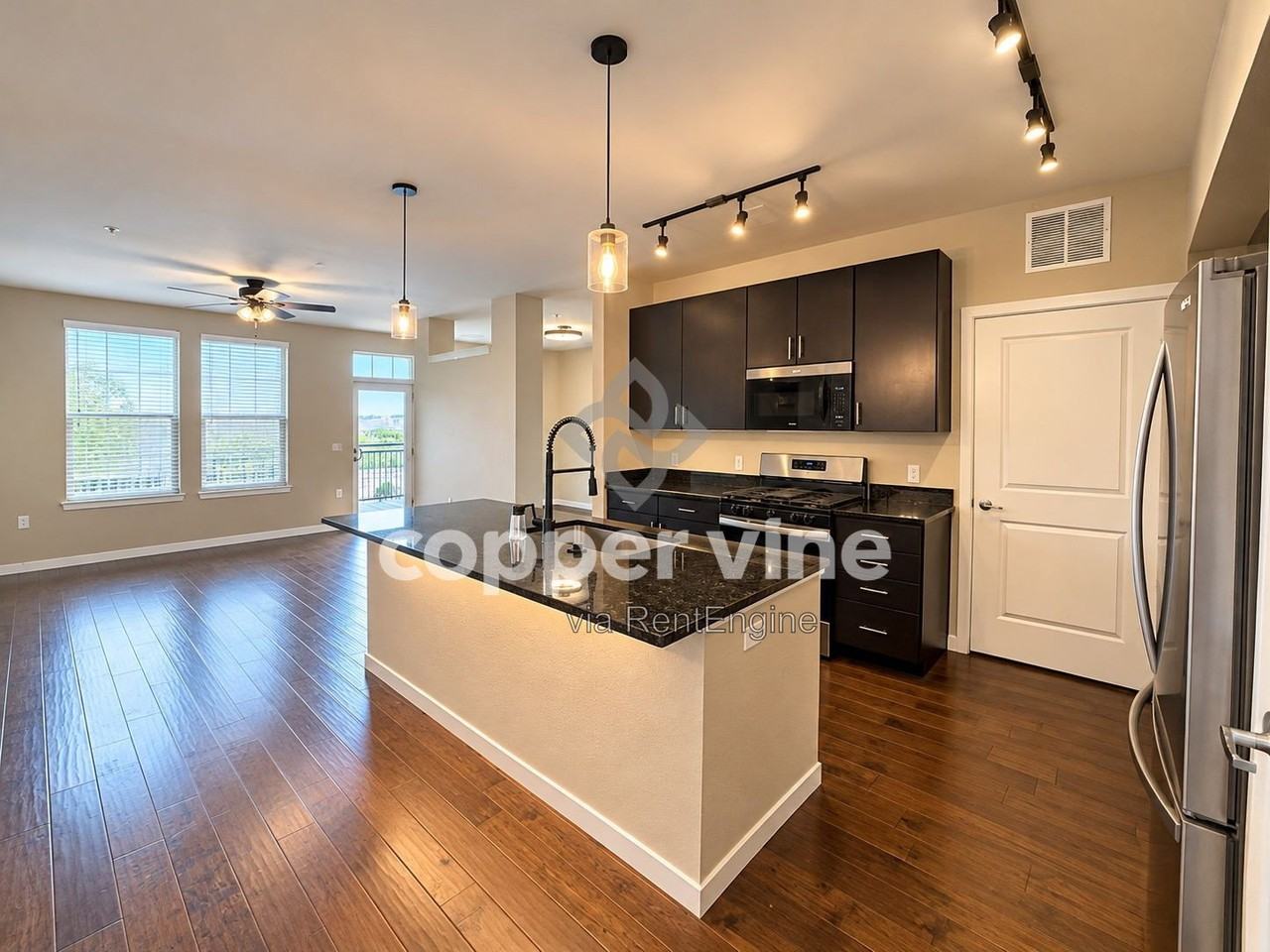 13598 Via Varra #309 - Photo 4 of 38