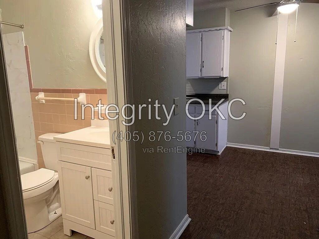 4611 N Wheeler Ave - Photo 2 of 34