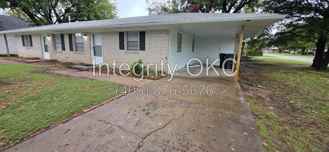 4613 N Wheeler Ave - Photo 1 of 1