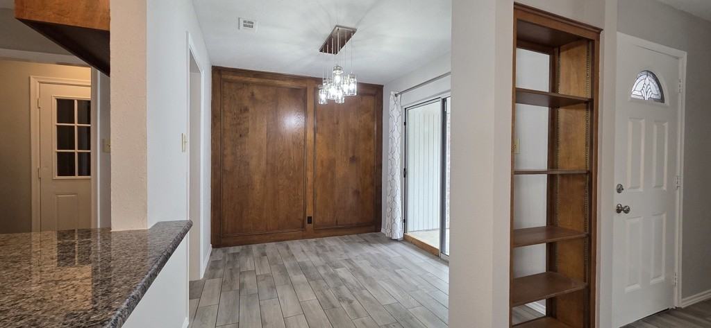 2418 Bolivar St #2418 - Photo 5 of 19