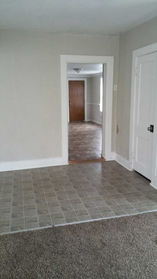 2128 5th Ave - Photo 2 of 9